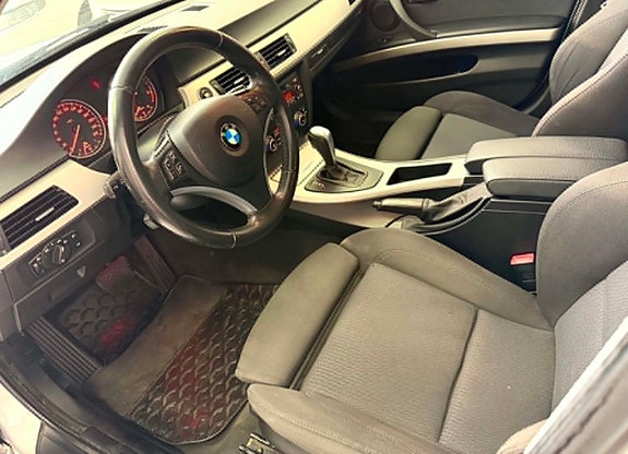 BMW 320d 10 of 21