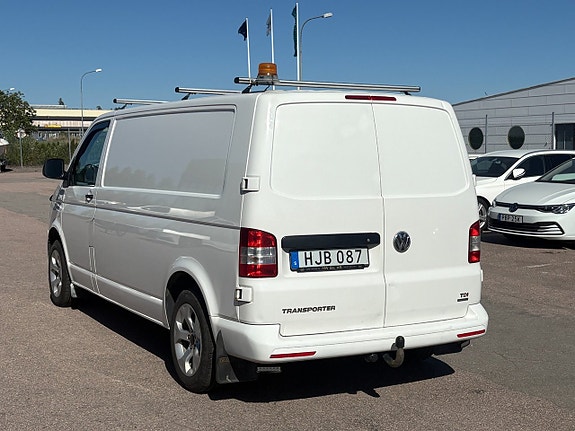 Volkswagen Transporter 3 of 5