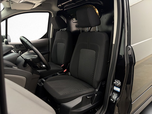 Ford Transit Connect 15 of 30