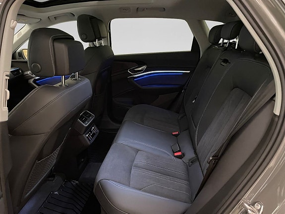 Audi Q8 5 of 15