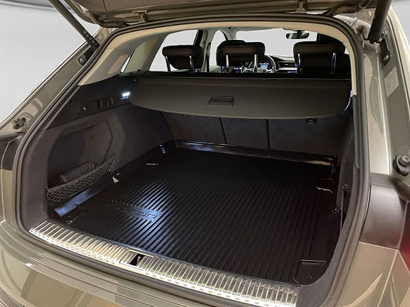 Audi Q8 8 of 15