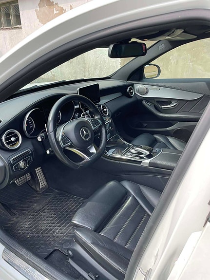 Mercedes-Benz C220 d 8 of 8