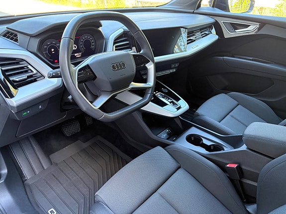 Audi Q4 e-tron 5 of 5