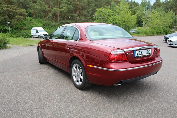 Jaguar S-TYPE 6 of 11