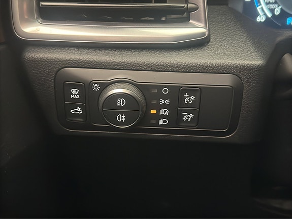 Volkswagen Amarok 19 of 30