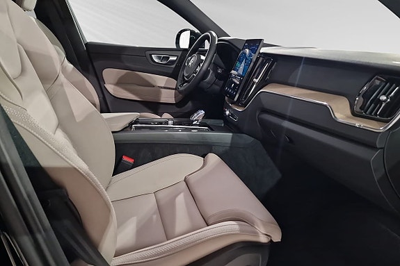 Volvo XC60 10 of 18