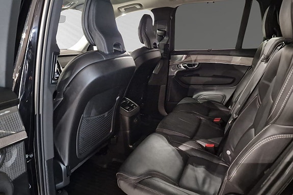 Volvo XC90 8 of 20