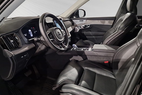 Volvo XC90 7 of 20