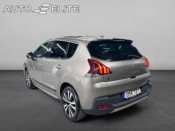 Peugeot 3008 3 of 5