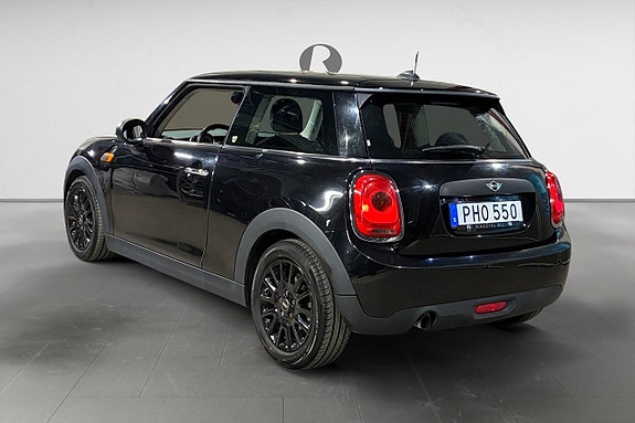 MINI Cooper 5 of 5