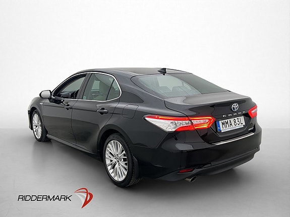 Toyota Camry 5 of 5