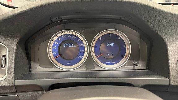 Volvo V60 9 of 14