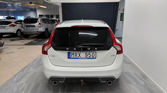 Volvo V60 6 of 14