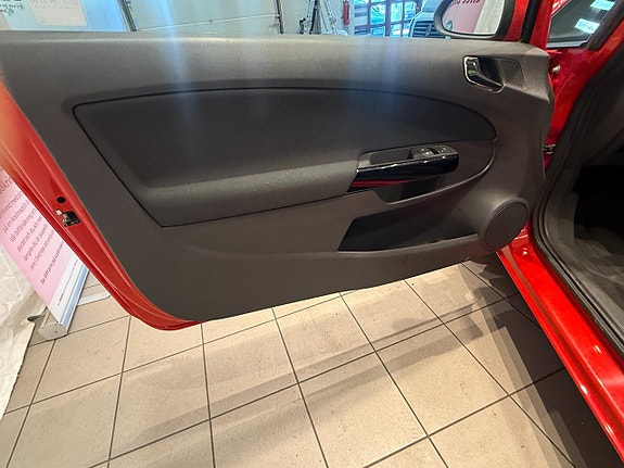 Opel Corsa 7 of 12