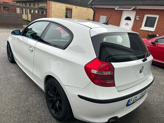 BMW 118d 4 of 4