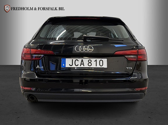 Audi A4 4 of 24