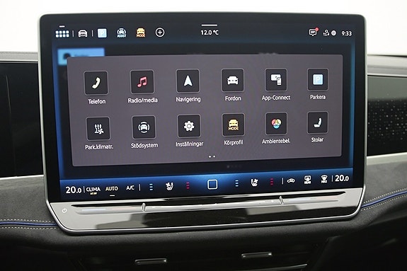 Volkswagen Passat 7 of 17