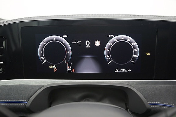 Volkswagen Passat 6 of 17