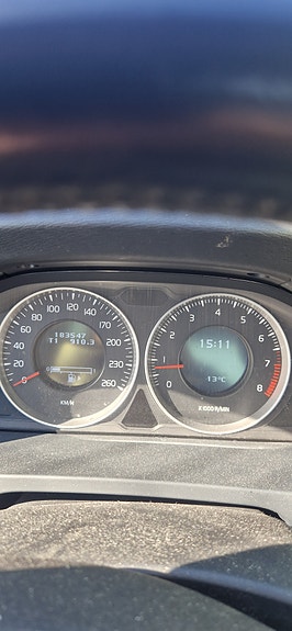 Volvo S60 4 of 5