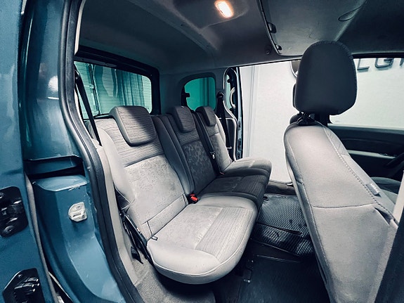 Renault Kangoo Express 10 of 21