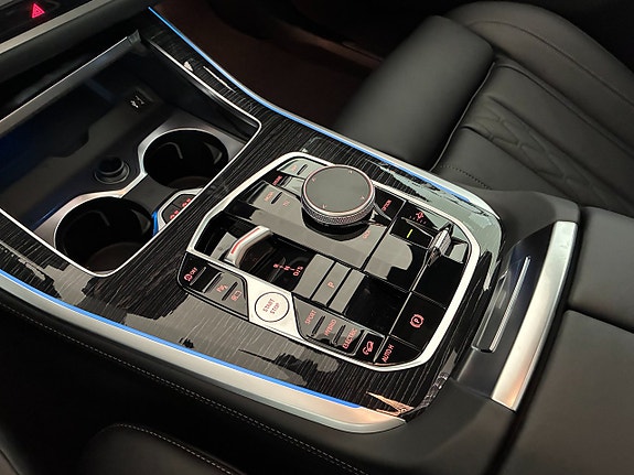BMW X5 9 of 15