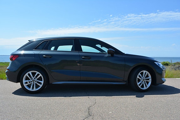 Audi A3 8 of 30
