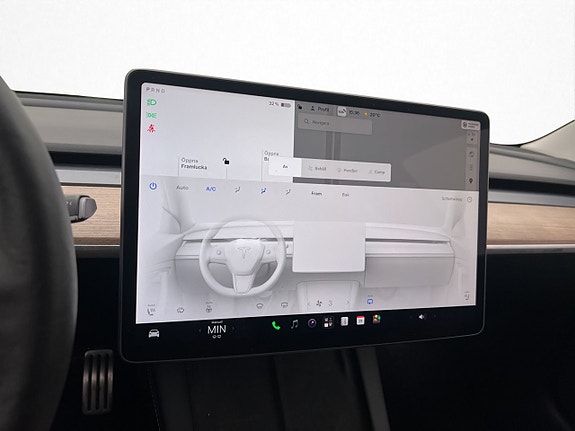 Tesla Model 3 29 of 30