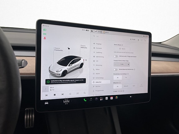 Tesla Model 3 25 of 30