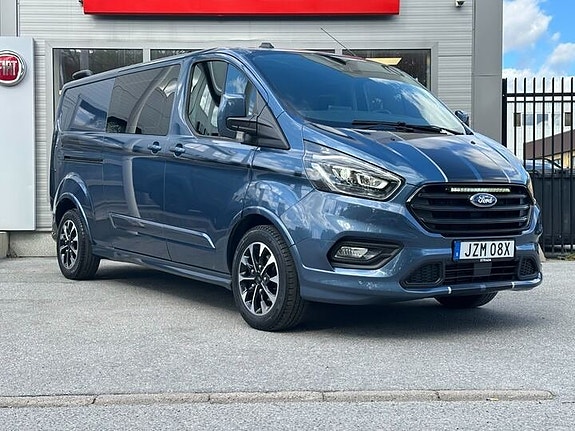 Ford Transit Custom 2 of 5