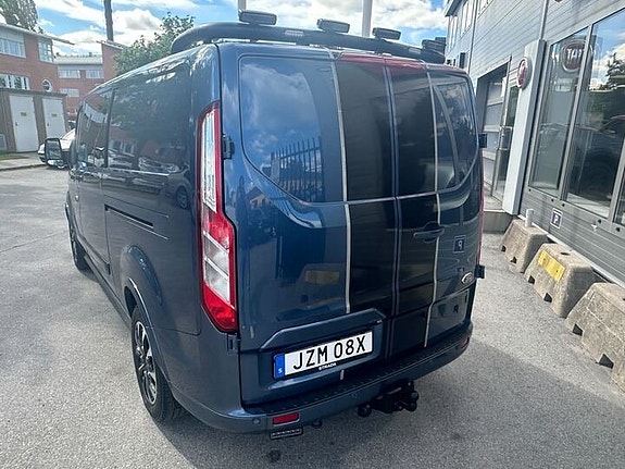 Ford Transit Custom 6 of 20