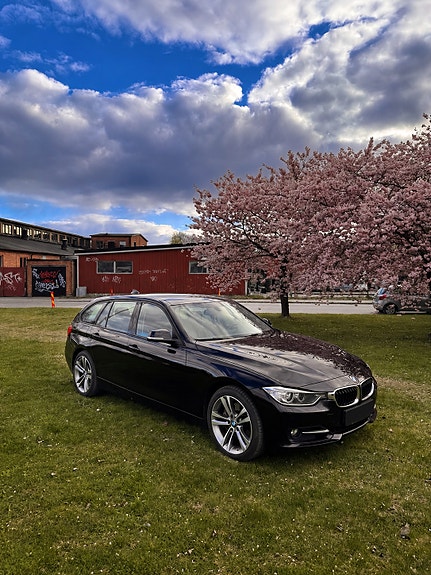 BMW 335d 3 of 5