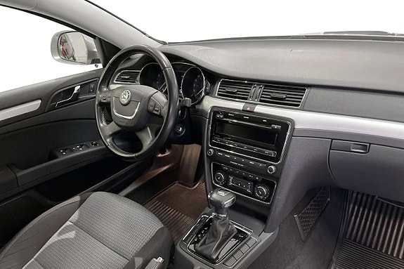 Skoda Superb 17 of 25