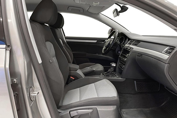 Skoda Superb 16 of 25
