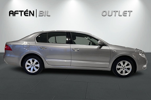 Skoda Superb 6 of 25