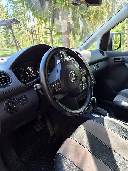 Volkswagen Caddy 3 of 5