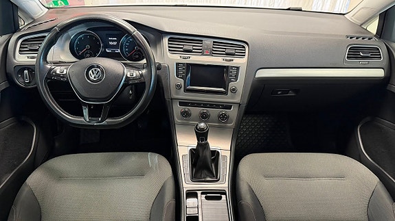 Volkswagen Golf VII 8 of 18