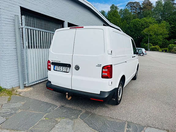 Volkswagen Transporter 3 of 5