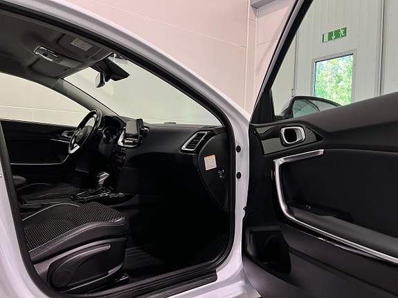 Kia Ceed 21 of 25