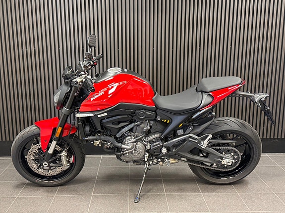 Ducati Monster 4 of 5