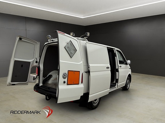 Volkswagen Transporter 15 of 30