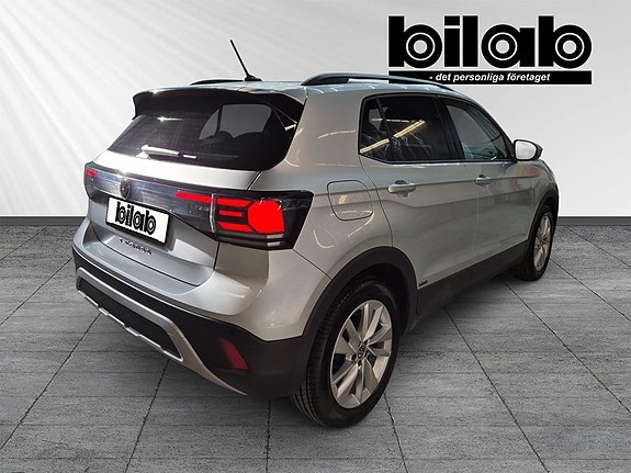 Volkswagen T-Cross 3 of 8