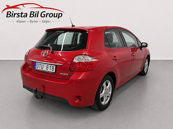 Toyota Auris 3 of 20