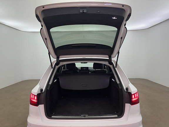 Audi A4 7 of 24
