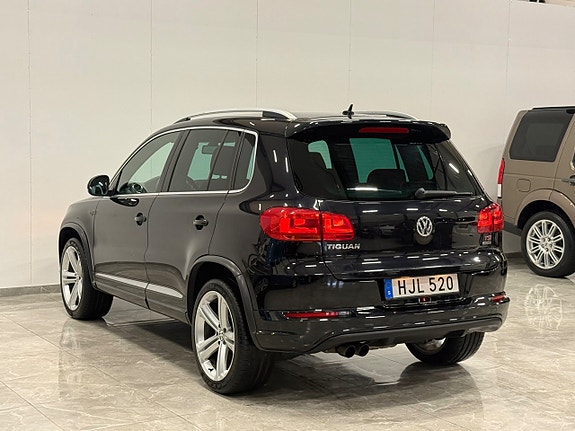 Volkswagen Tiguan 3 of 21