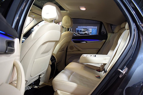 BMW X6 28 of 30