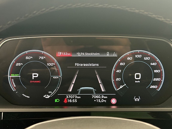 Audi e-tron Sportback 16 of 30