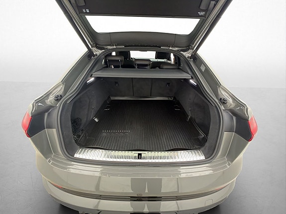 Audi e-tron Sportback 11 of 30