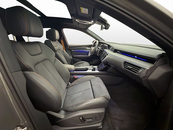 Audi e-tron Sportback 24 of 30
