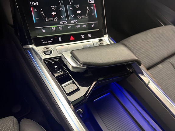 Audi e-tron Sportback 22 of 30