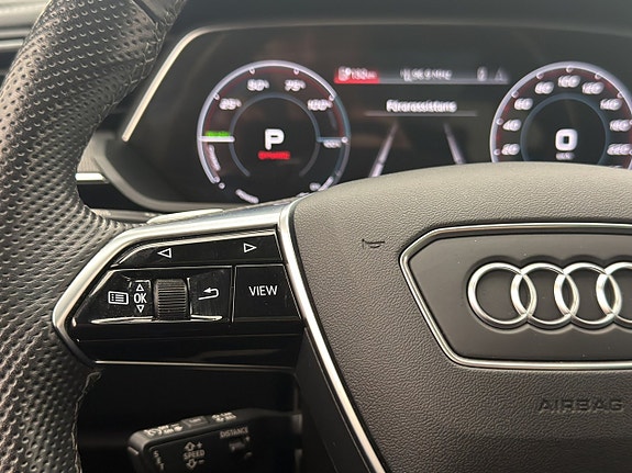 Audi e-tron Sportback 29 of 30